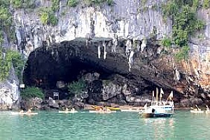 Bo Nau Cave