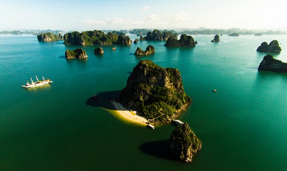 Halong bay 1 day tour Halong bay 1 day tour