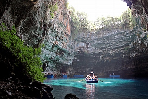 Ho Dong Tien cave